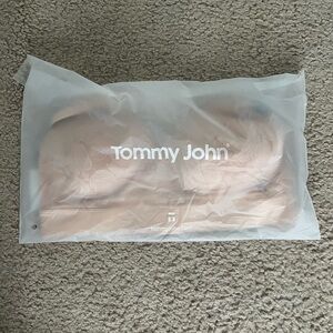 NWT Tommy John Second Skin Comfort Lace Bralette